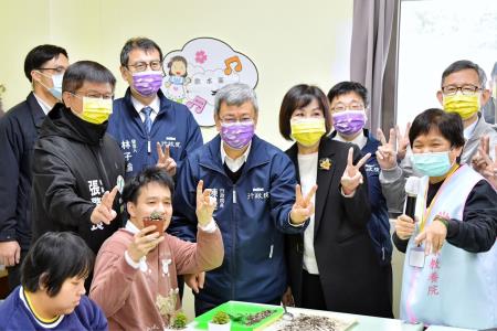 2024年1月29日行政院長陳建仁參訪財團法人桃園市私立安康啟智教養院6 　共15張