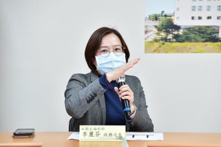 陳院長今(12)日視察衛生福利部旗山醫院長期照護大樓照片_5 共15張　共15張