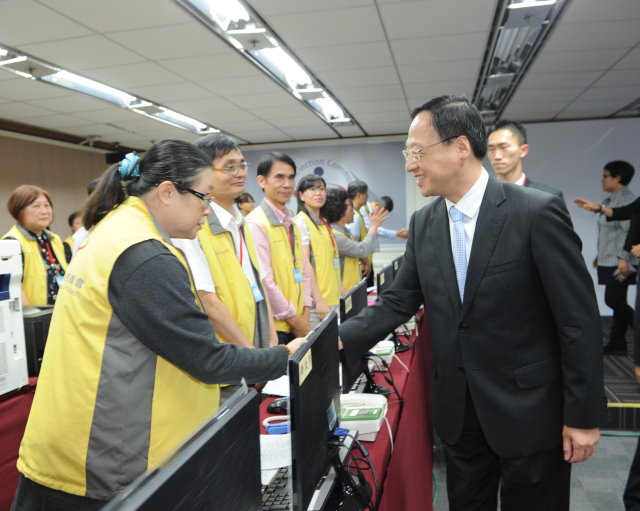 江揆：我國民主素養高 九合一選舉過程和平理性 　共1張