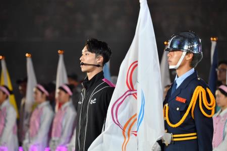 2026年10月17日行政院長卓榮泰出席「115年全民運動會」開幕典禮 　共8張