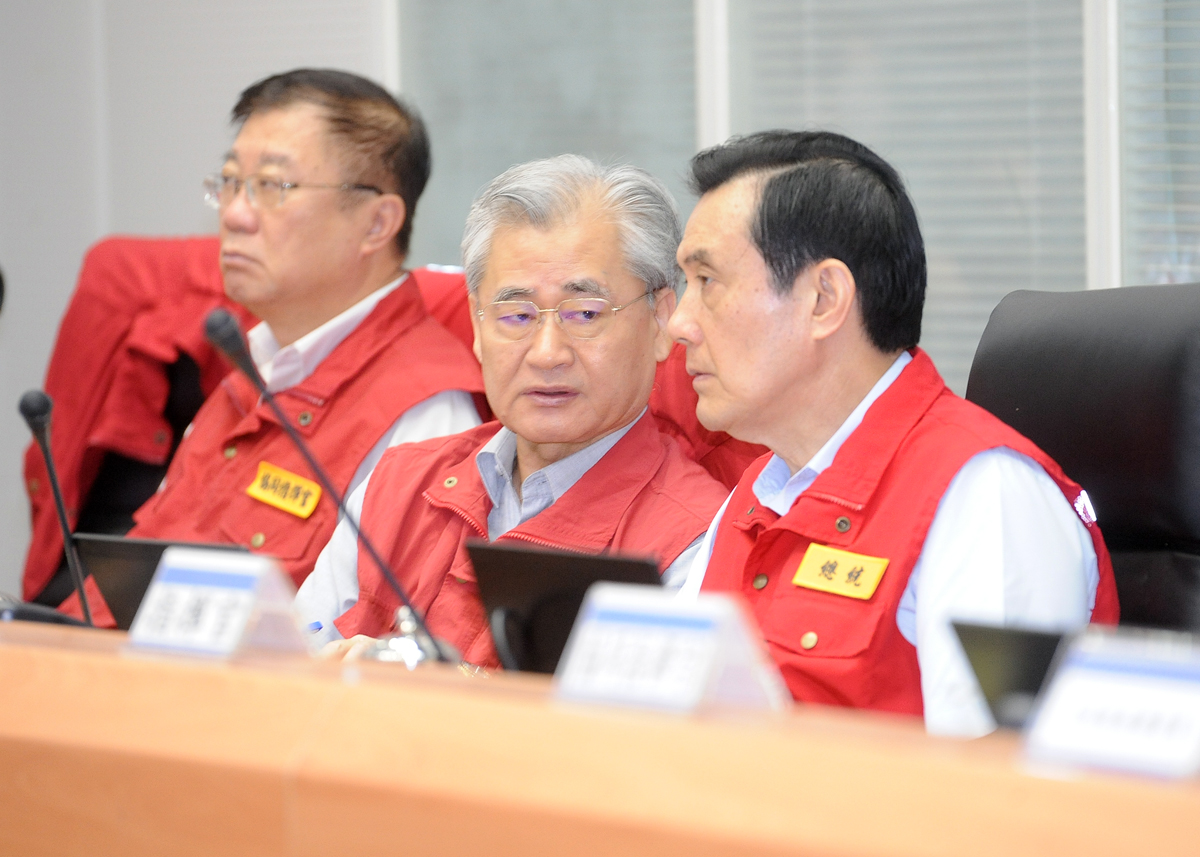 杜鵑颱風逼近 毛揆陪同總統視察中央災害應變中心關切防颱整備工作 　共4張