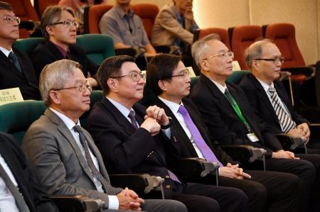 2024年7月16日行政院長卓榮泰參訪義隆電子股份有限公司 _5_　共16張