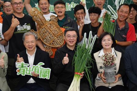 2024年11月9日行政院長卓榮泰訪視青出宜蘭合作社