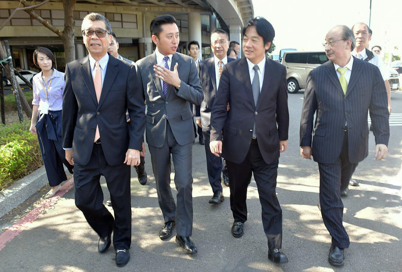 出席新竹市兒童探索館簽約儀式  賴揆感謝地方政府與民間企業共同合作　共5張