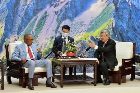 2023年3月7日行政院長陳建仁接見史瓦帝尼王國總理戴克禮閣下伉儷一行。　共5張