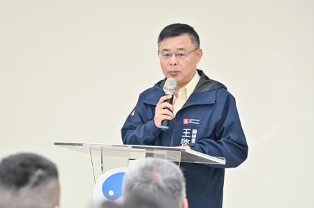 2024年5月10日-2行政院長陳建仁視察「前鎮漁港船員會館」