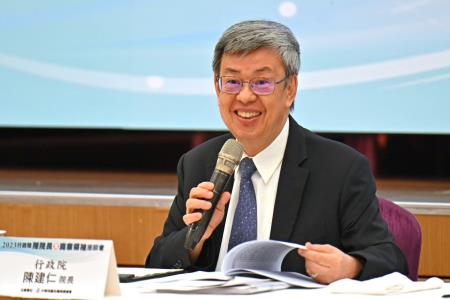 2023年7月17日行政院長陳建仁出席「2023行政院長與商業領袖座談會」。　共14張