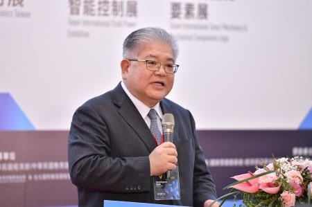 2024年8月21日行政院長卓榮泰出席「台灣機器人與智慧自動化展」、「台北國際自動化工業大展」暨同期展會聯合開幕典禮。　共10張