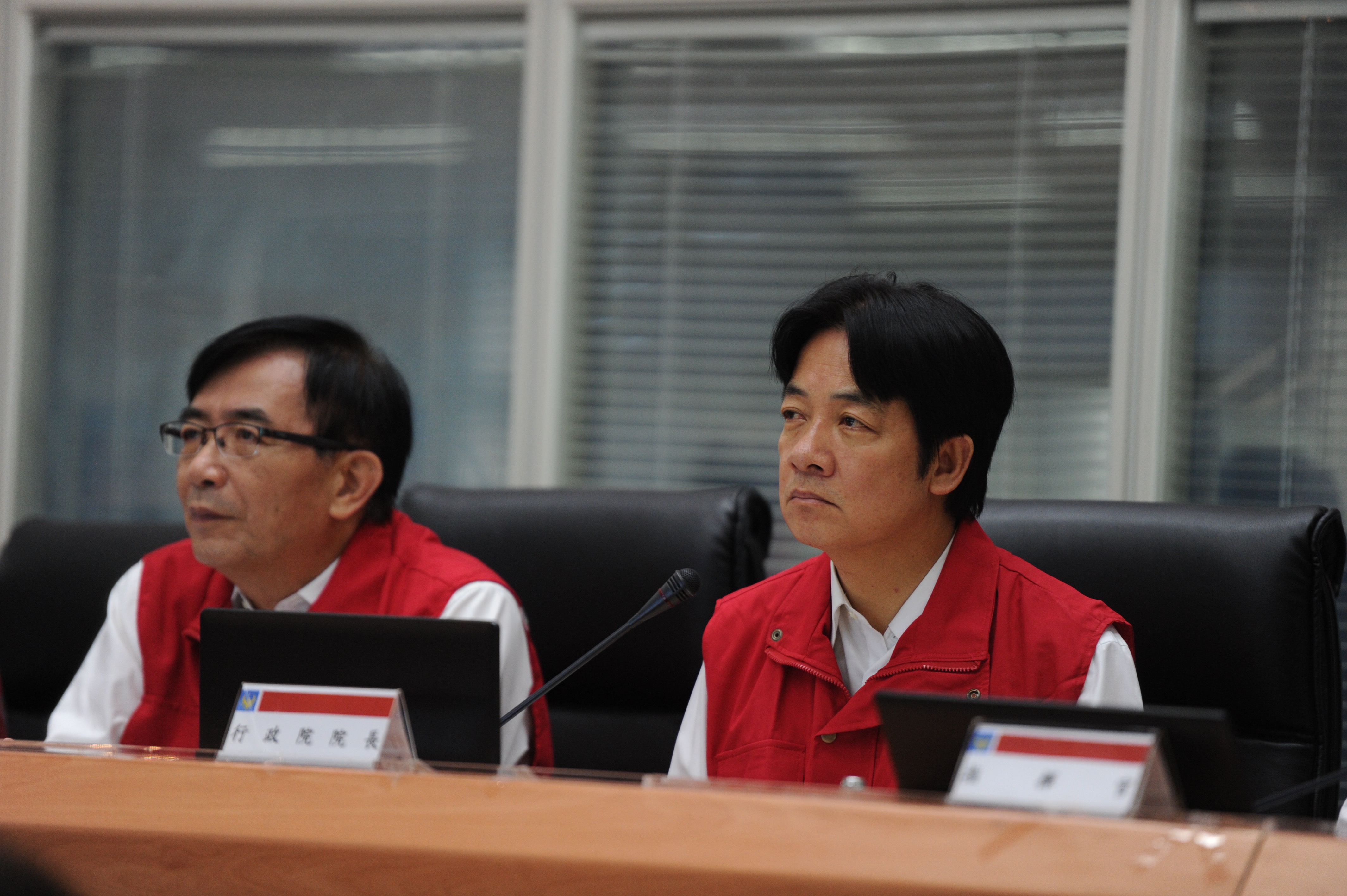賴揆：中央與地方妥善因應 全力降低颱風損害　共7張