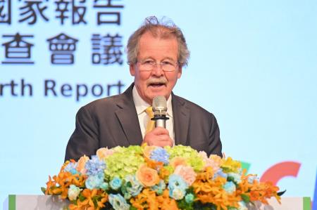 2026年5月11日行政院長卓榮泰出席「兩公約第四次國家報告國際審查會議」開幕式 　共7張