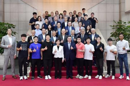 2024年9月9日行政院長卓榮泰出席「體育暨運動發展部諮詢小組第1次會議」