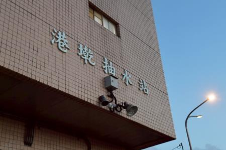 2026年7月9日行政院長卓榮泰視察港墘抽水站整備情形 　共8張