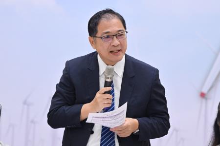 2026年9月4日行政院長卓榮泰出席「綠能前行．廉潔治理」防制綠能犯罪座談會 　共4張