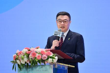 2025年5月19日行政院長卓榮泰出席屏科半導體供應鏈進駐啟動典禮_3 　共8張