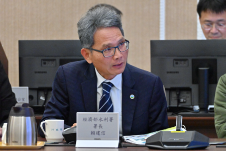 2024年12月30日行政院副院長鄭麗君主持中央災害防救委員會第47次會議 　共7張