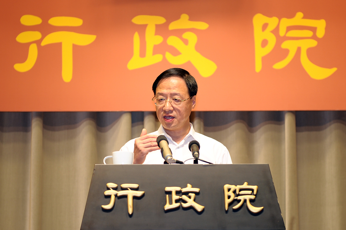 江揆：辦到臺灣沒有任何一家黑心食品廠商為止  並啟動緊急進口機制，維護市場供需 　共2張