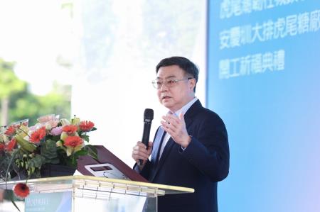 2025年8月30日行政院長卓榮泰出席「安慶圳大排虎尾糖廠段排水路治理工程」開工祈福典禮 　共5張