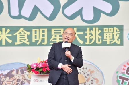 2022年12月17日行政院長蘇貞昌出席《做伙來呷飯》國產米食明星大挑戰2819896.jpg