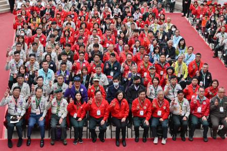 2024年3月3日行政院副院長鄭文燦出席中華民國童軍113年全國童軍節慶祝大會 S__3555382_0 　共7張