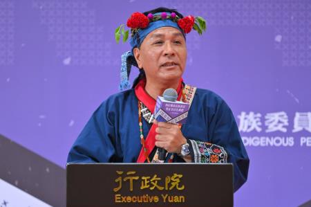 2026年7月30日行政院長卓榮泰出席「西拉雅族民族核定暨正名宣告典禮」 　共8張
