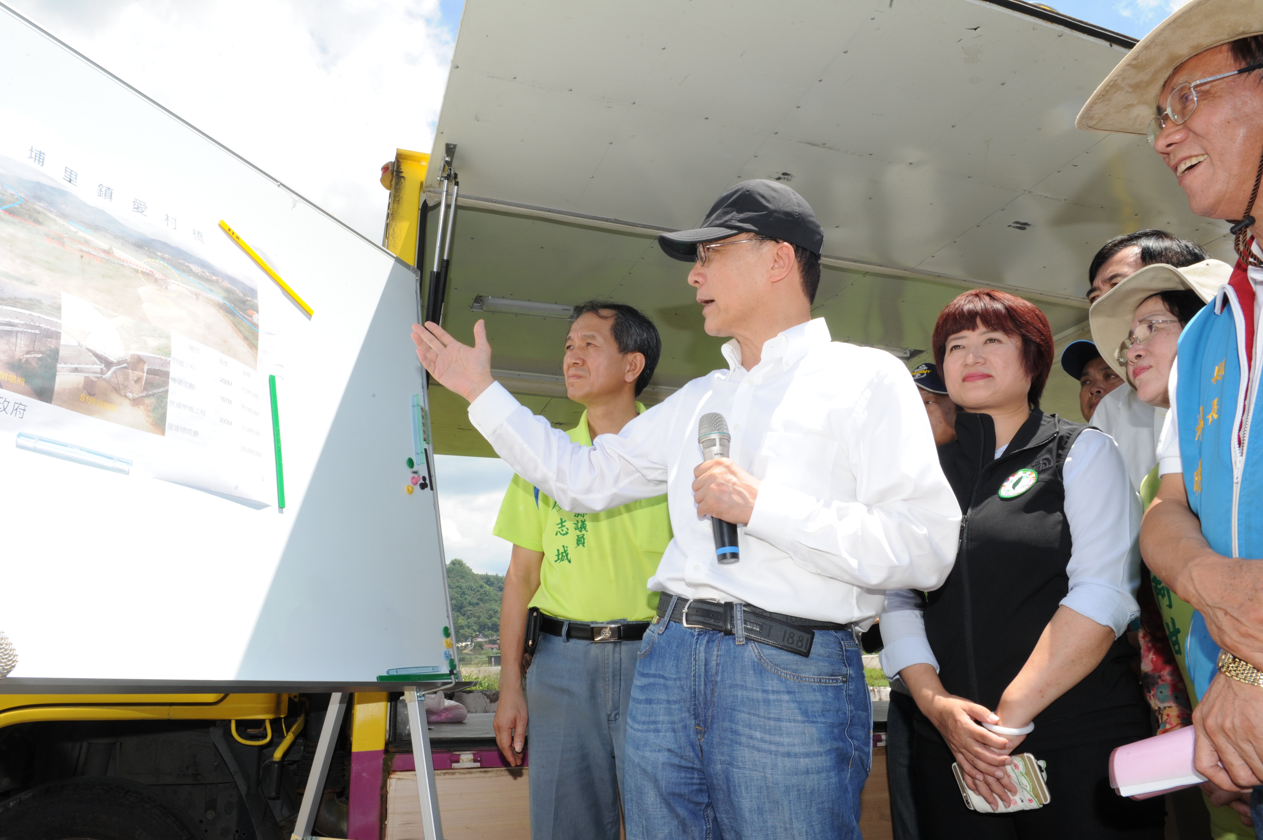 林揆訪視0601豪雨南投災後復原情形 強調「從優、從速、從寬、從簡」辦理復建工作　共8張