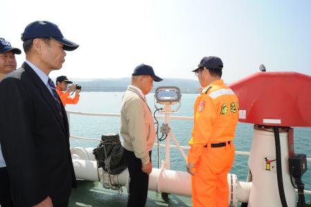 1080131行政院長蘇貞昌視察台北港海巡基地暨慰勤DSC_0003