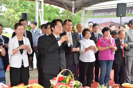 20180508行政院長賴清德出席「興建大台南會展中心統包工程」動土典禮-2
