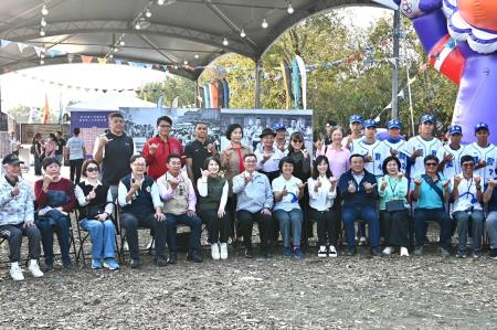 卓院長今（1）日出席第60屆六堆運動會開幕式照片 共10張_10　共10張