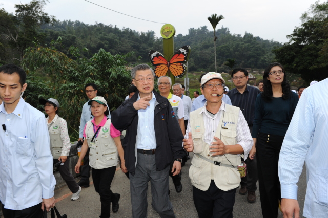 陳揆出席「101年全民運動會開幕典禮」 　共2張