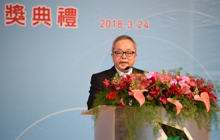 3　共3張