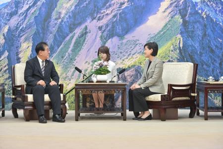 2024年8月27日行政院副院長鄭麗群接見日本金子恭之眾議員一行S__37019709_0　共4張