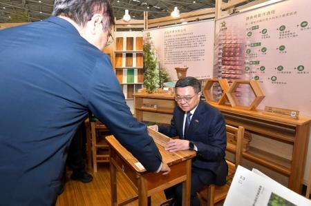 行政院長卓榮泰出席「第36屆台北國際建築建材暨產品展」開幕典禮　共6張