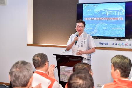 卓院長今(15)日視察「新北市 105 市道改善蜿蜒路段新闢道路工程」辦理情形照片 共7張　共7張
