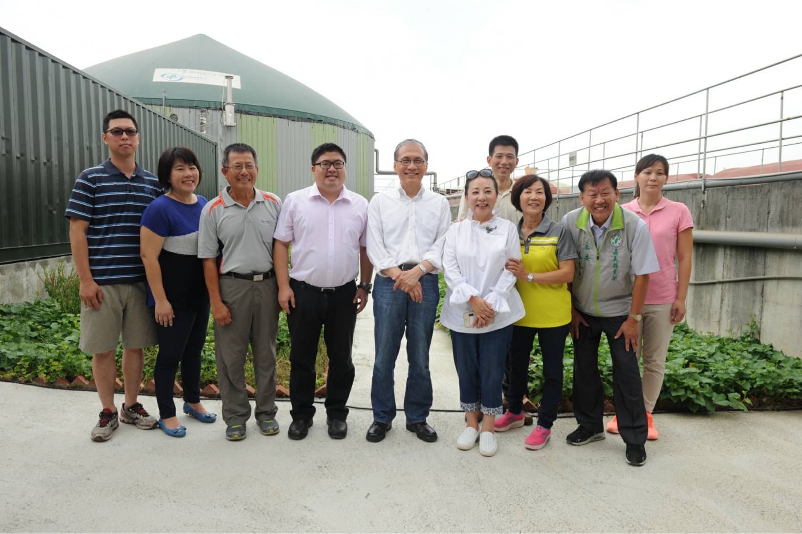 林揆：推動養豬業沼氣發電  達成循環經濟並解決我國環境及供電問題