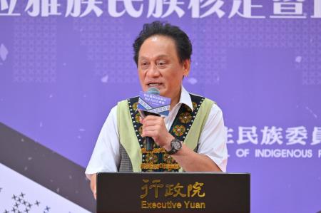 2026年7月30日行政院長卓榮泰出席「西拉雅族民族核定暨正名宣告典禮」 　共8張