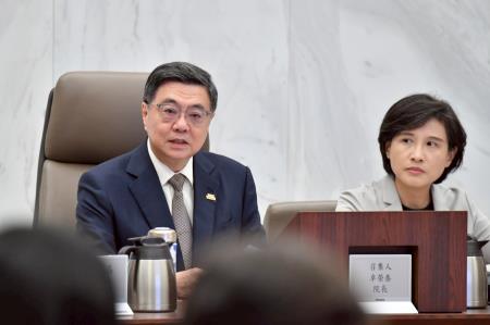3.2026年6月25日行政院長卓榮泰主持行政院推動轉型正義會報第8次會議.jpg