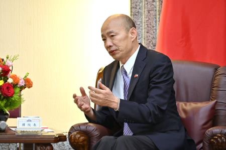 卓院長今(29)日拜會立法院民進黨團、國民黨團及立法院長韓國瑜照片 共6張　共6張