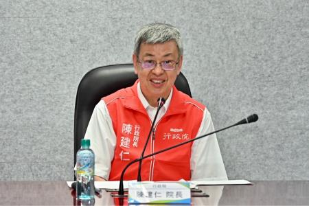 2024年5月6日_2行政院長陳建仁視察「楠梓園區聯外交通計畫」推動情形S__10272833_0　共7張