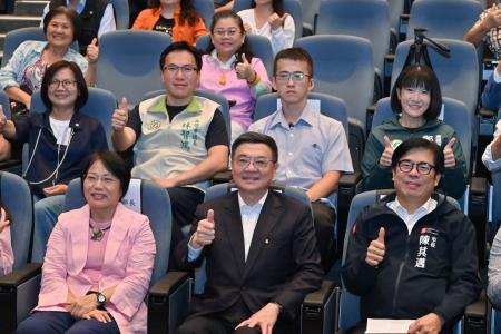 行政院長卓榮泰出席2024南方領袖教育學院閉幕式　共6張