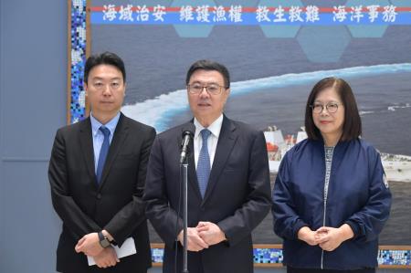2024年6月3日行政院長卓榮泰出席海委會海巡署「113年端節威力掃蕩誓師暨接裝典禮」　共13張