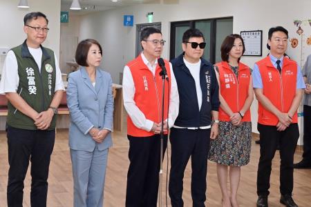 2024年7月22日行政院長卓榮泰視察屏東縣政府多層級樂活照顧服務園區。