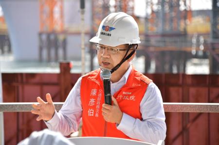 2024年4月2日視察「淡江大橋及其聯絡道路新建工程」及「北海岸及東北角自行車道串聯工程」_5 　共14張