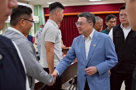 2025年4月13日行政院長卓榮泰出席毛豆產業座談會_2　共9張