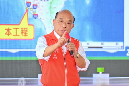 2022年8月29日行政院長蘇貞昌出席旗津區第二條過港送水管工程通水典禮2　共7張