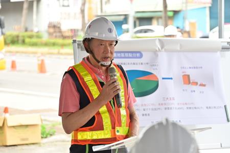 卓院長今（25）日視察「台電公司桃園區處穩定供電作業」照片 共9張　共9張