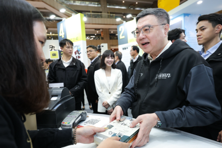 2026年2月5日行政院長卓榮泰參觀2026年第34屆台北國際書展 　共11張