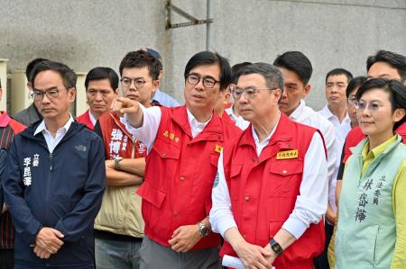 2024年8月2日行政院長卓榮泰視察高雄地區滯洪池成效及淹水復原情形