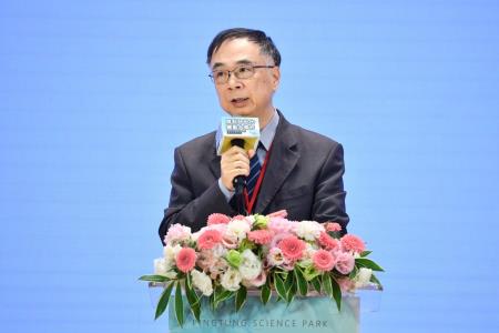 2025年5月19日行政院長卓榮泰出席屏科半導體供應鏈進駐啟動典禮_4 　共8張
