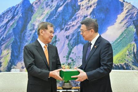 2024年5月22日行政院長卓榮泰接見新加坡「第16任總統暨副總統就職典禮」訪團。　共6張