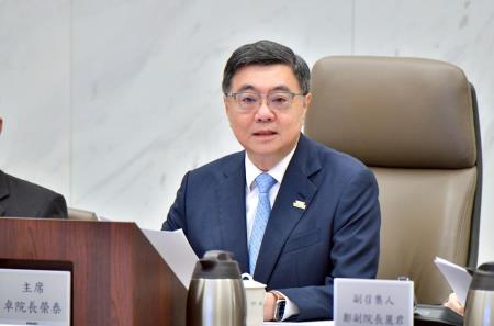 2026年6月23日行政院長卓榮泰主持國家人工智慧戰略特別委員會議首次會議 　共10張